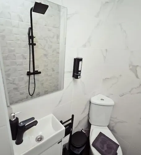 Agia 2 - Cozy One Sofía