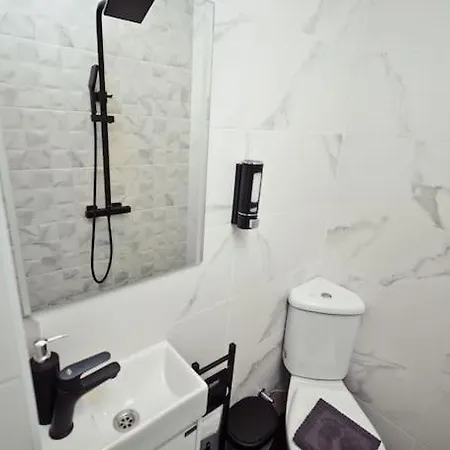 Agia 2 - Cozy One Sofie